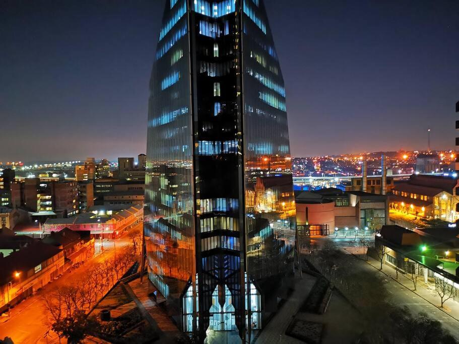 Stunning Studio apt with stunning Joburg views Johannesburg Exterior foto